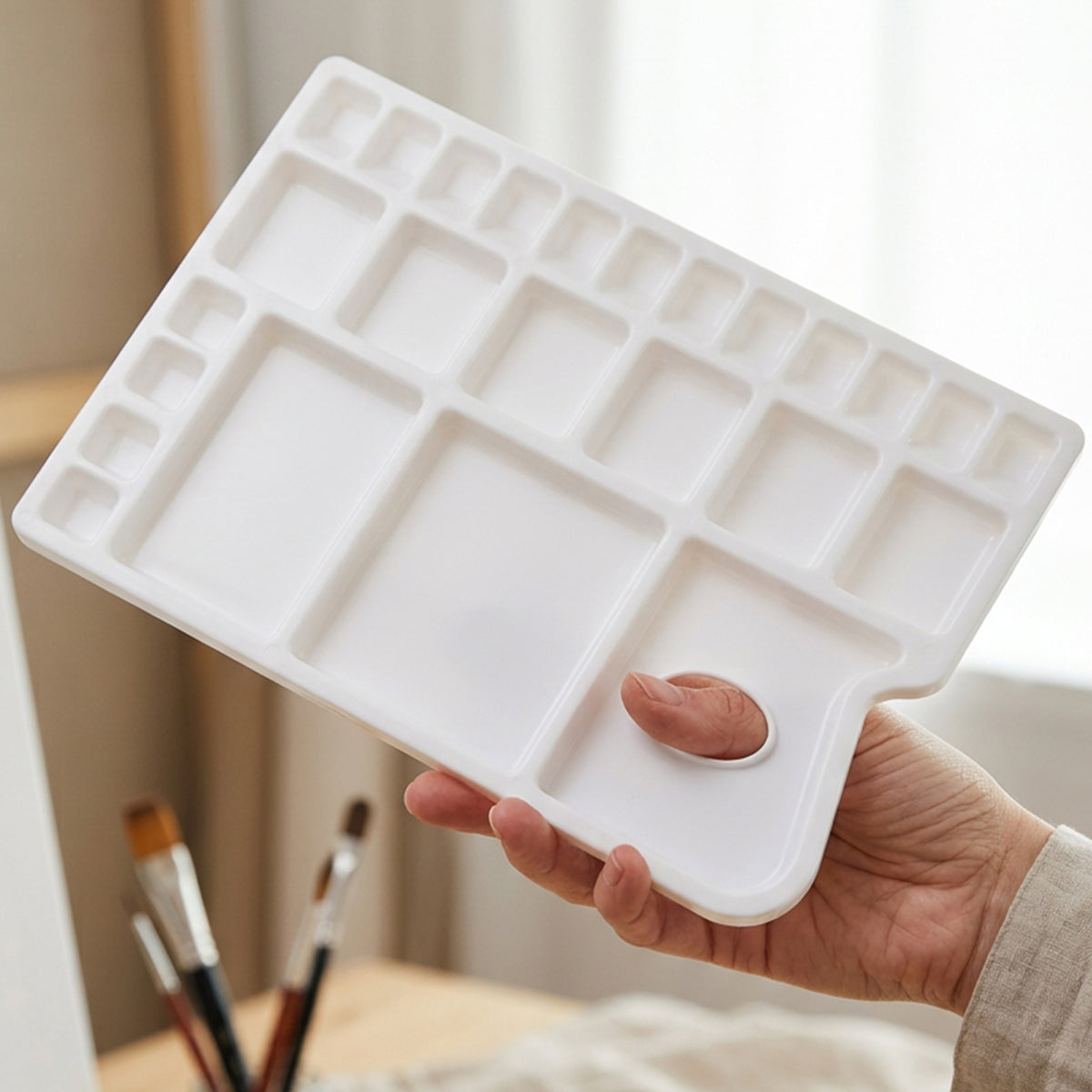 Isomars Artist Colour Palette, 25 Wells, Large Paint Mixing Tray