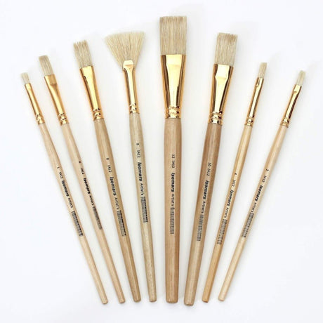 Isomars Flat Hog Hair Paint Brush Set of 8 with Fan Brush – Professional Long Handle Artist Brushes for Oil, Acrylic & Canvas Painting | Natural Bristles for Smooth, Even Strokes - Isomars