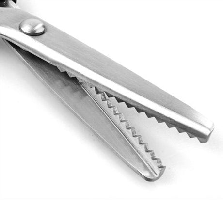 Zig Zag Fabric Scissor with Bonus Gifts - Isomars