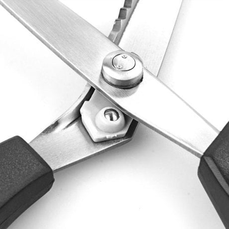 Zig Zag Fabric Scissor with Bonus Gifts - Isomars